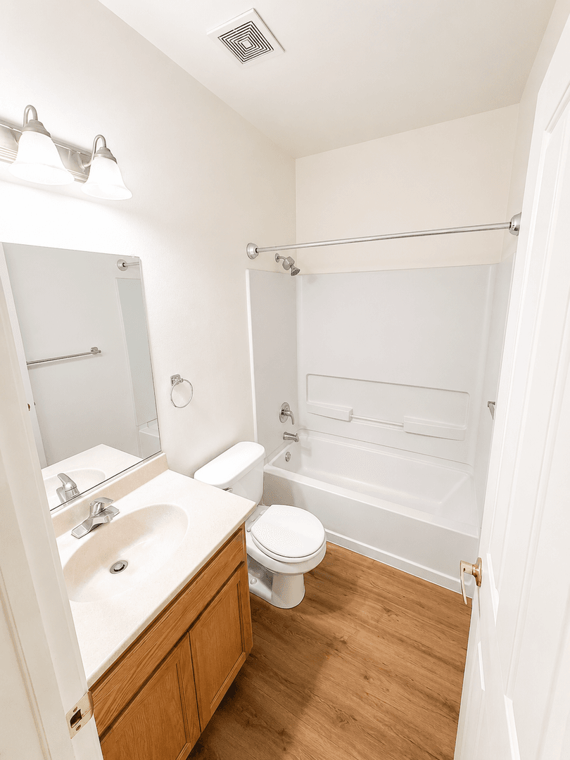 Chico Apartment: 2052 Hartford Drive