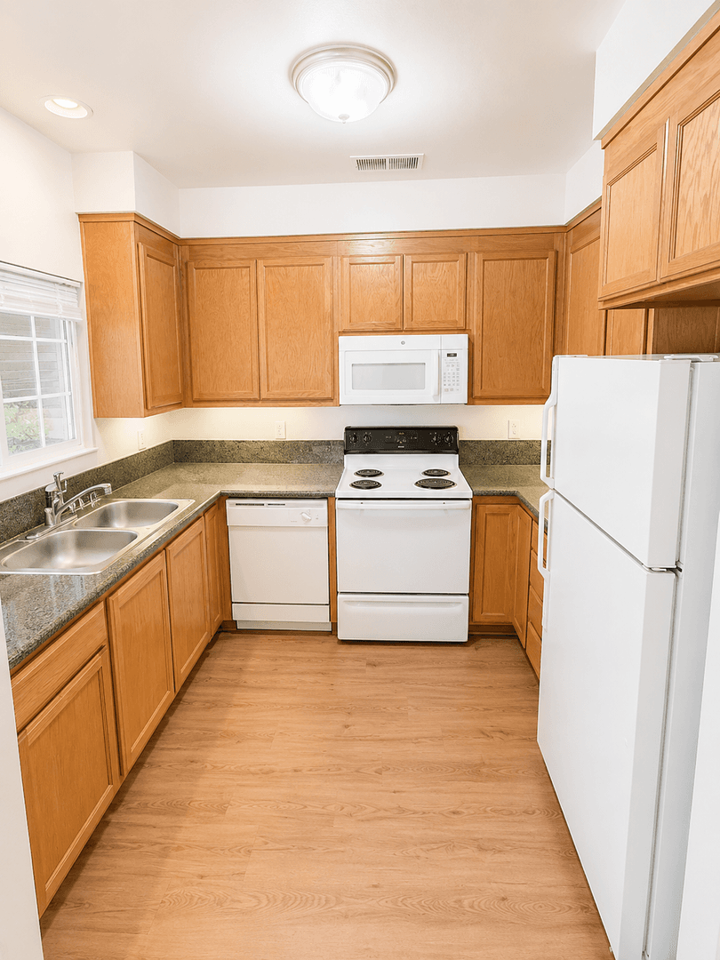 Chico Apartment: 2052 Hartford Drive