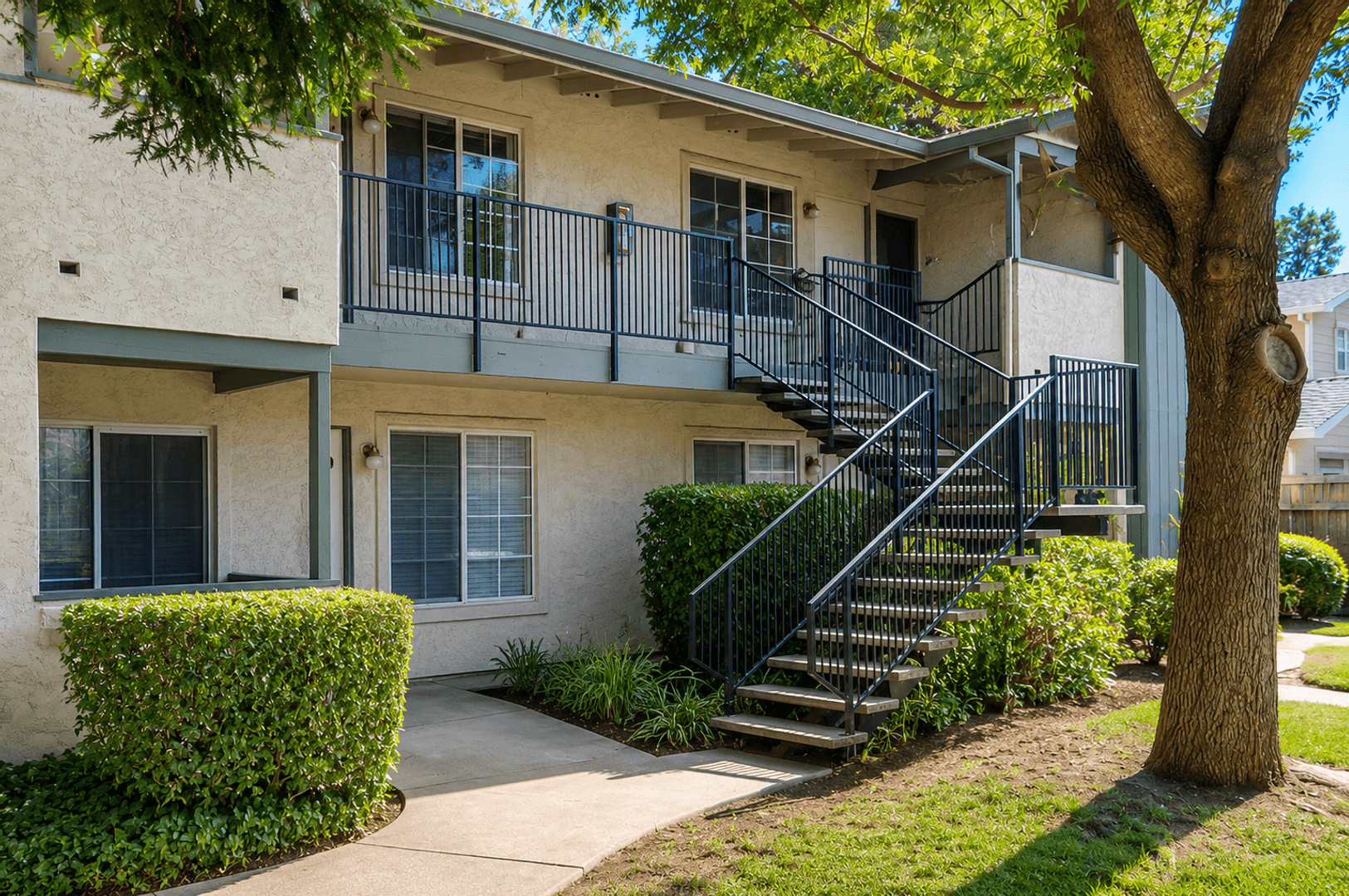 Chico Apartment: 480 Manzanita Avenue