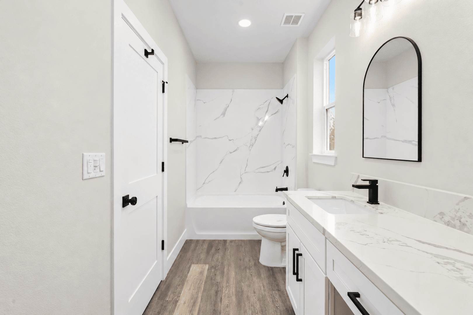 Paradise House: 440 Leisure Lane