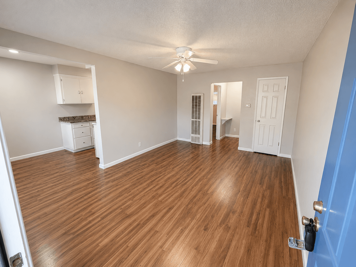 Chico Apartment: 259 Rio Lindo Avenue