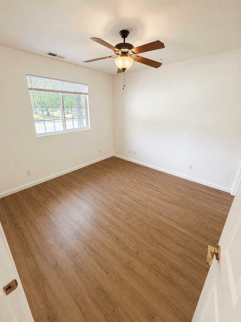 Chico Apartment: 2052 Hartford Drive