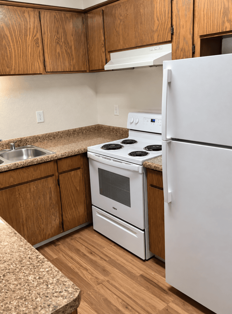 Chico Apartment: 821 W. East Avenue