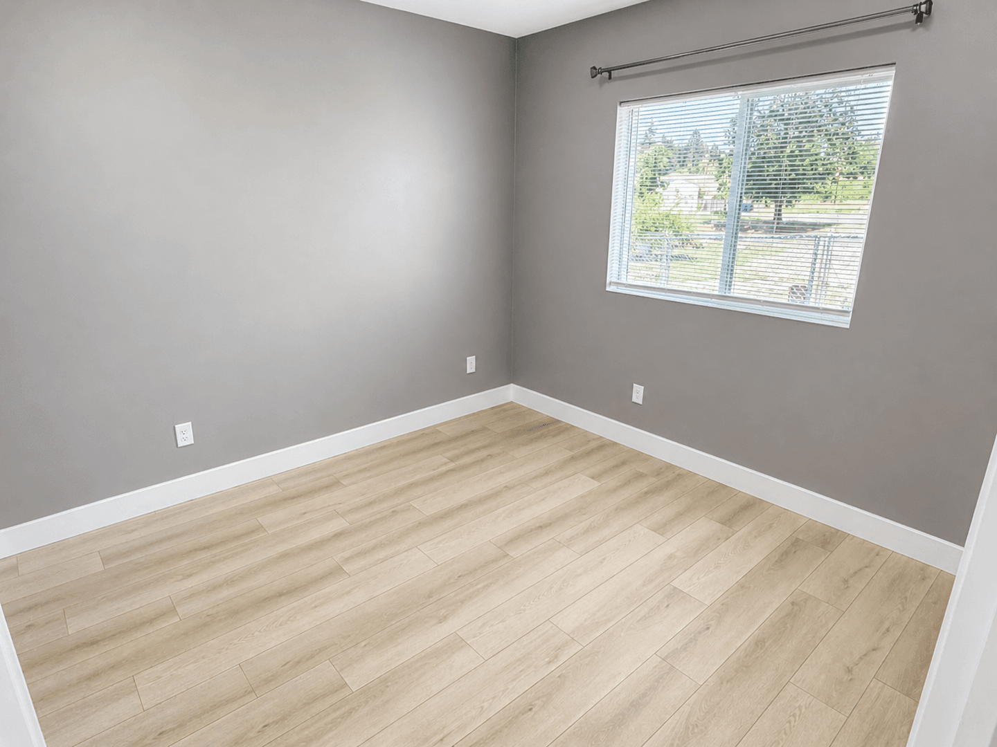 Paradise House: 1750 Whitaker Road