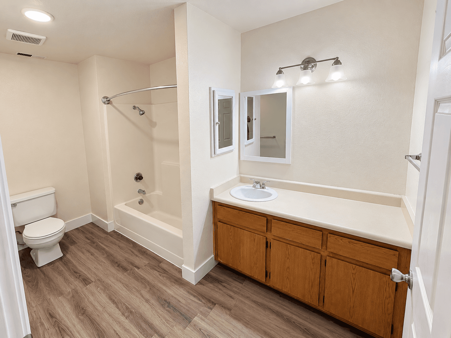 Chico Townhome: 747 West 4th Ave