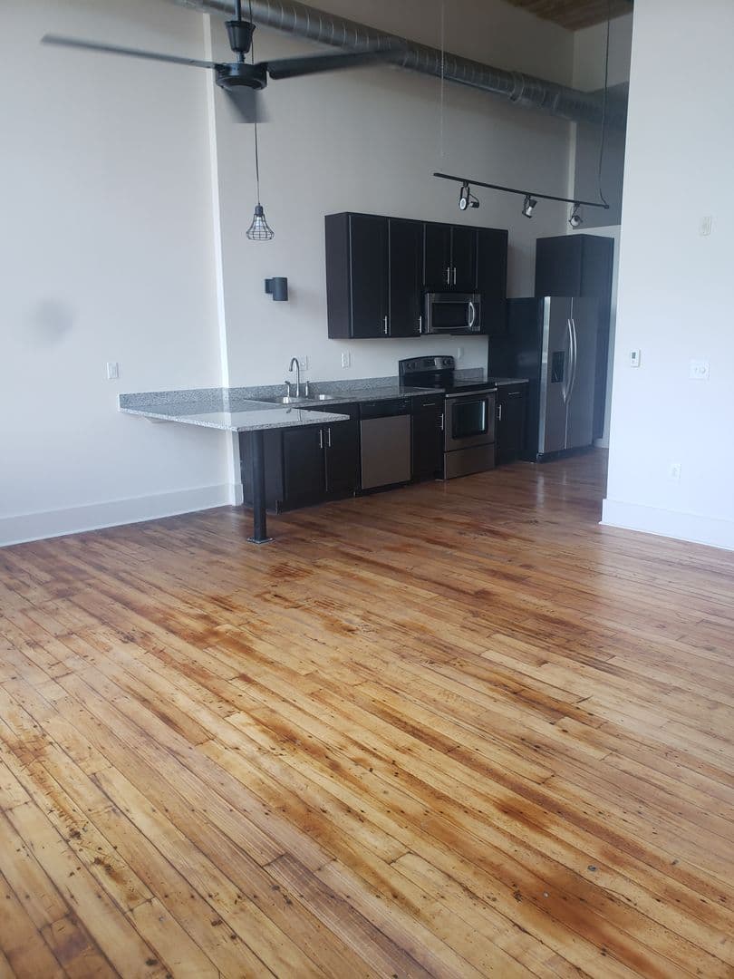 Spartanburg Apartment: 1800 Drayton Rd