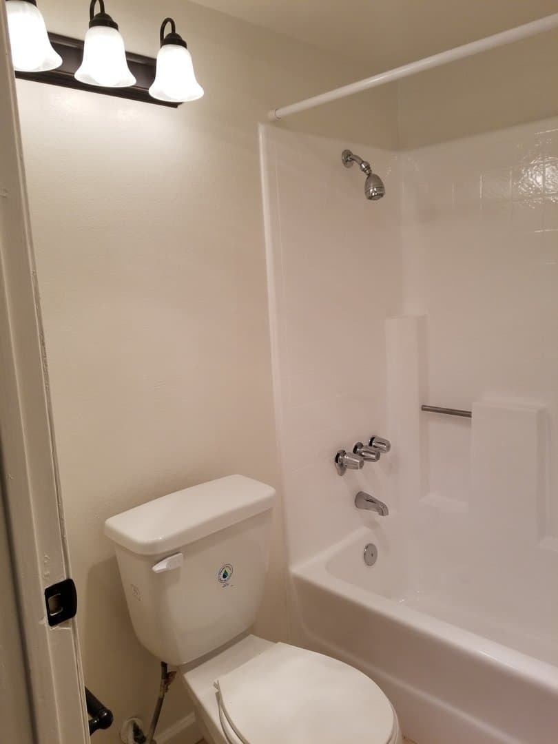 Sunland Apartment: 10500 SHERMAN GROVE AVE
