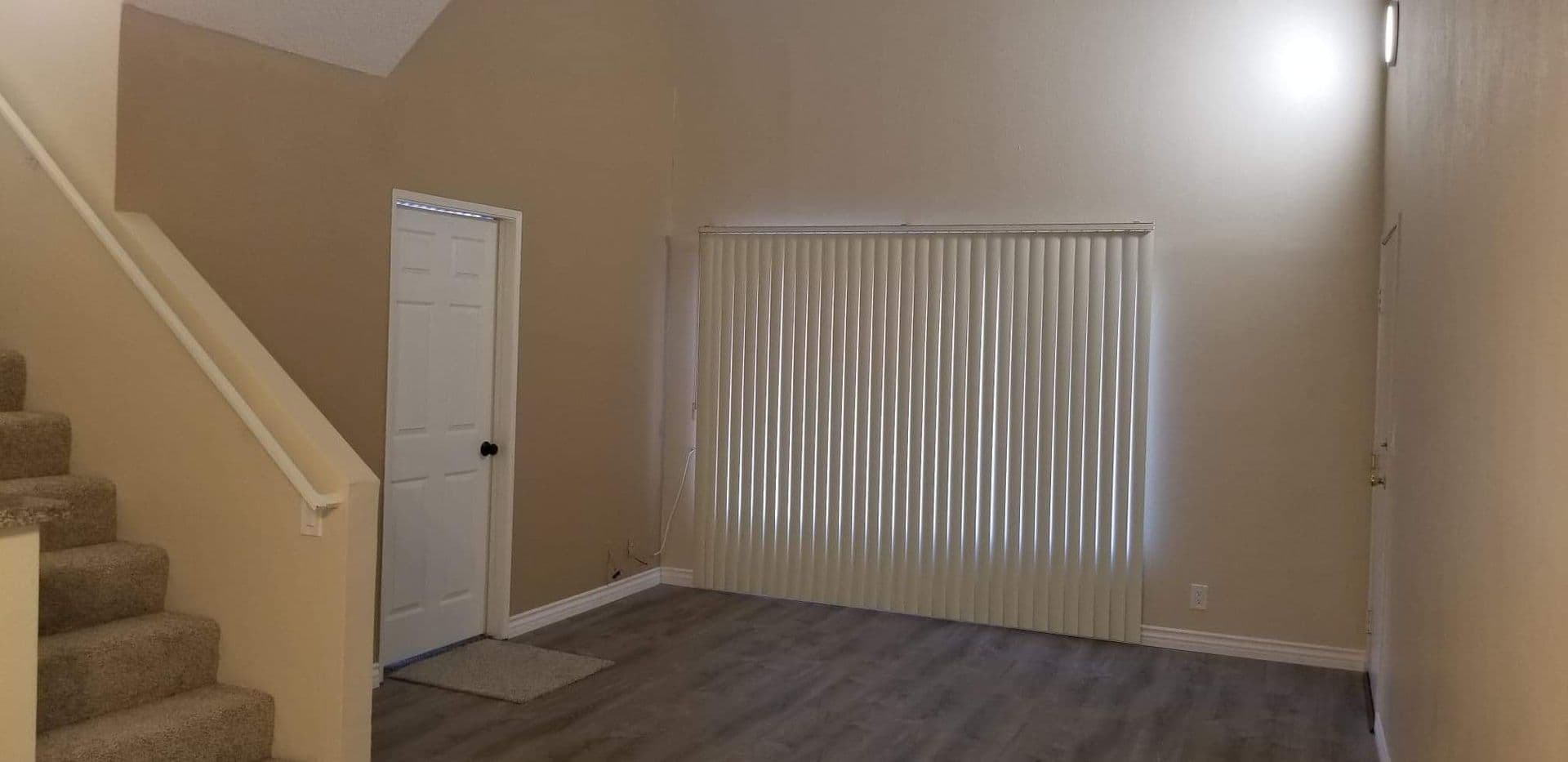 Sunland Apartment: 10500 SHERMAN GROVE AVE