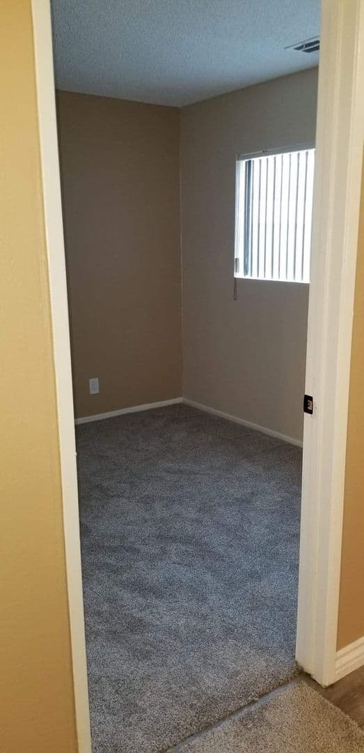 Sunland Apartment: 10500 SHERMAN GROVE AVE