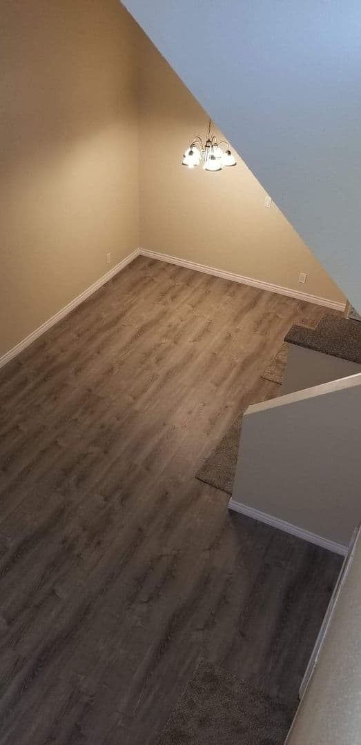 Sunland Apartment: 10500 SHERMAN GROVE AVE
