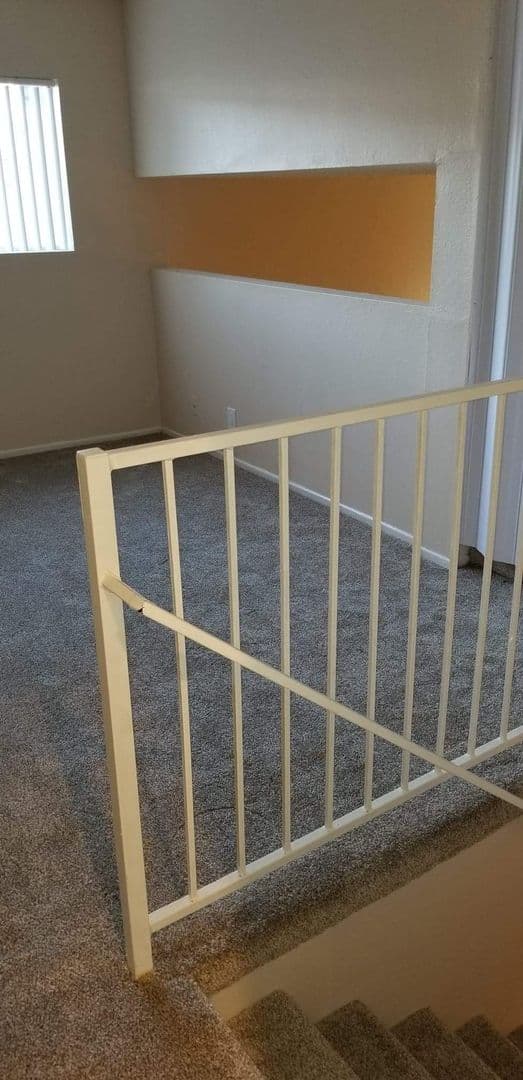 Sunland Apartment: 10500 SHERMAN GROVE AVE