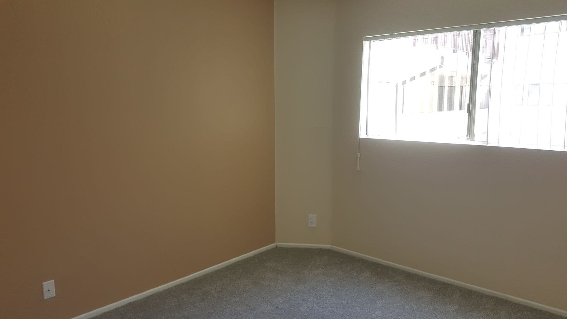 Sunland Apartment: 10500 SHERMAN GROVE AVE