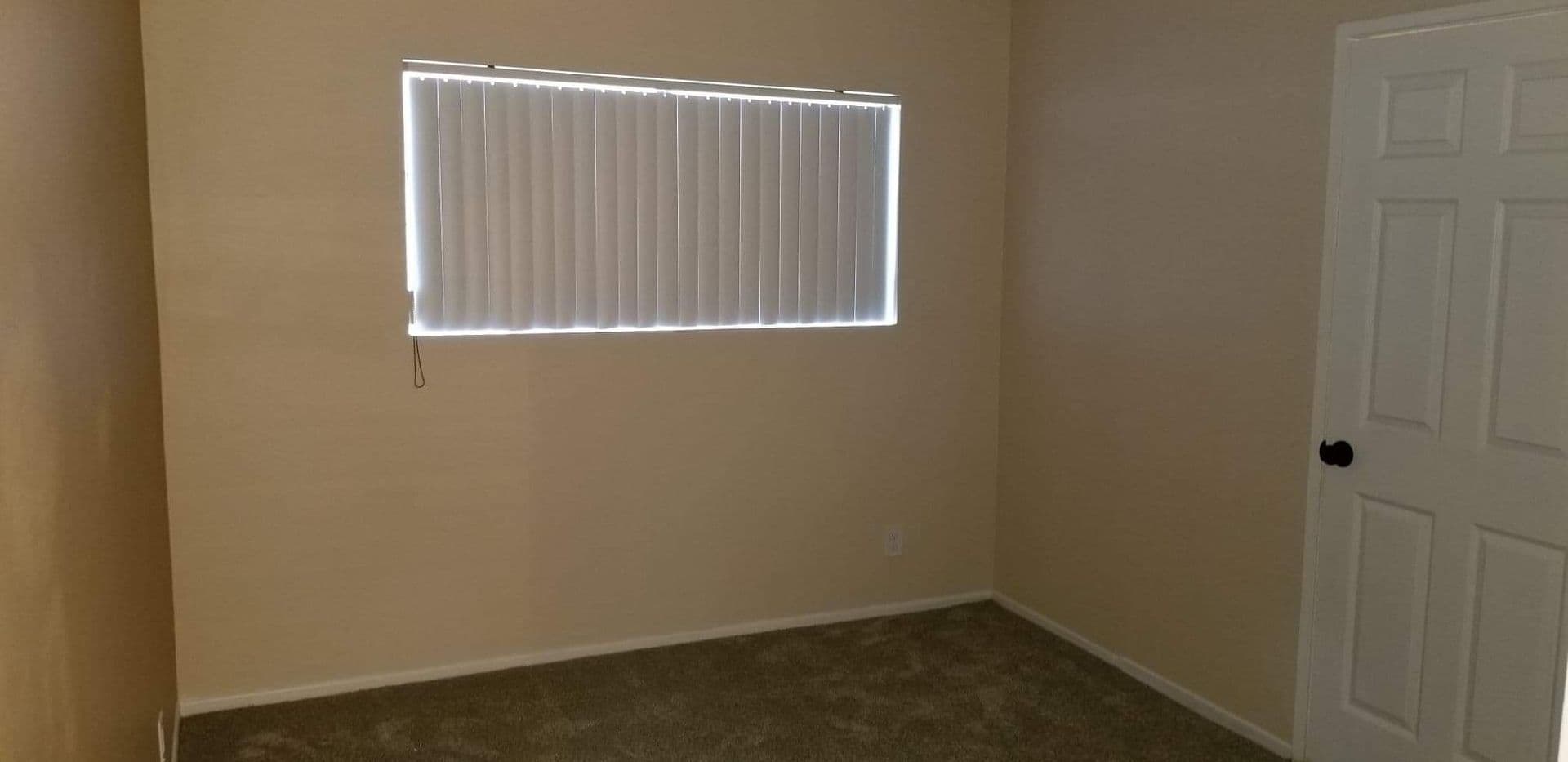 Sunland Apartment: 10500 SHERMAN GROVE AVE