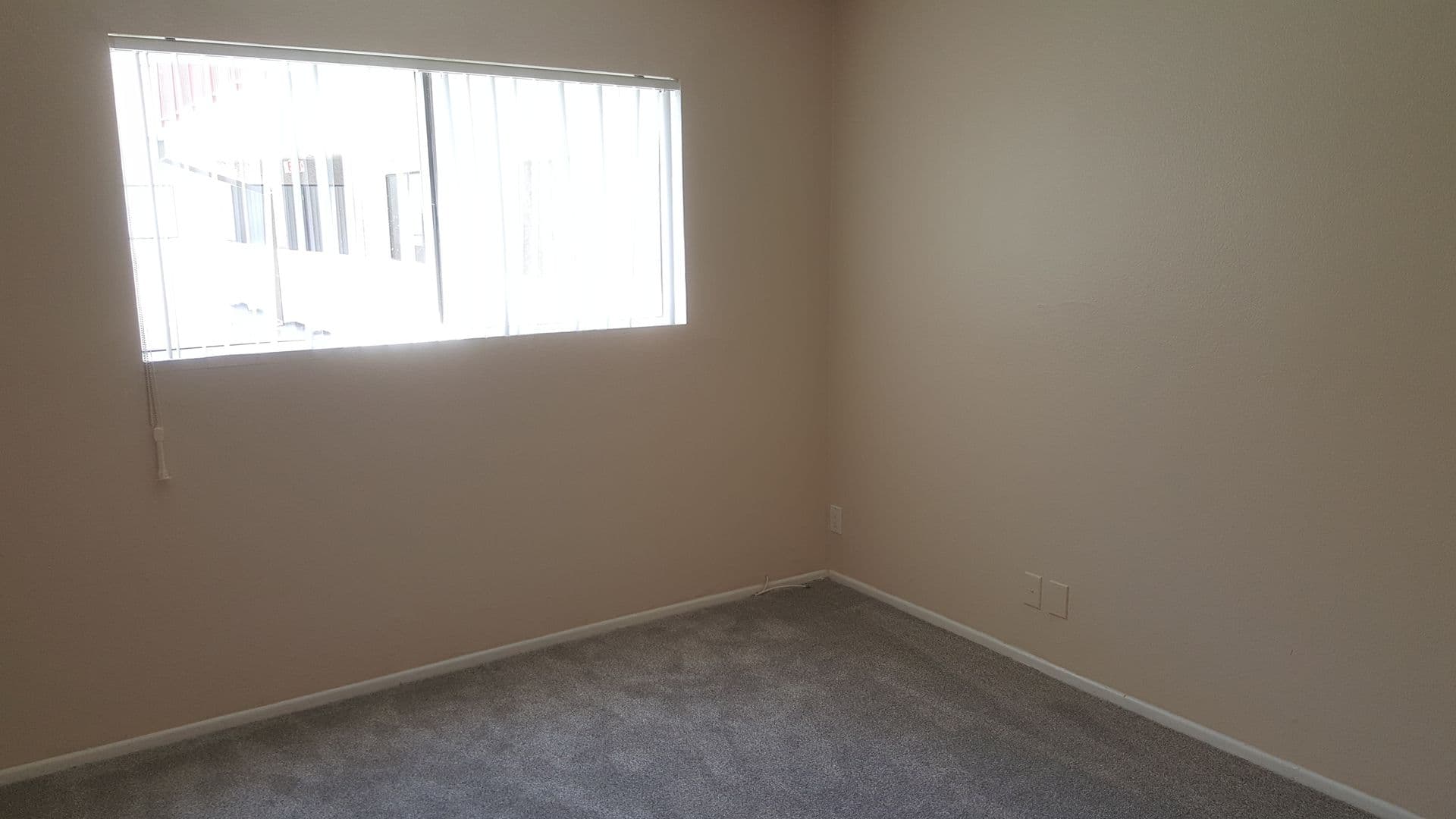Sunland Apartment: 10500 SHERMAN GROVE AVE