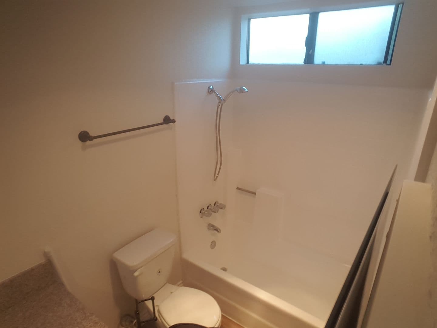 Sunland Apartment: 10500 SHERMAN GROVE AVE