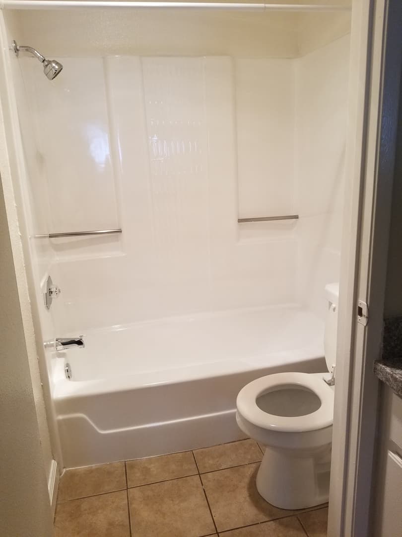Sunland Apartment: 10523 Floralita Ave