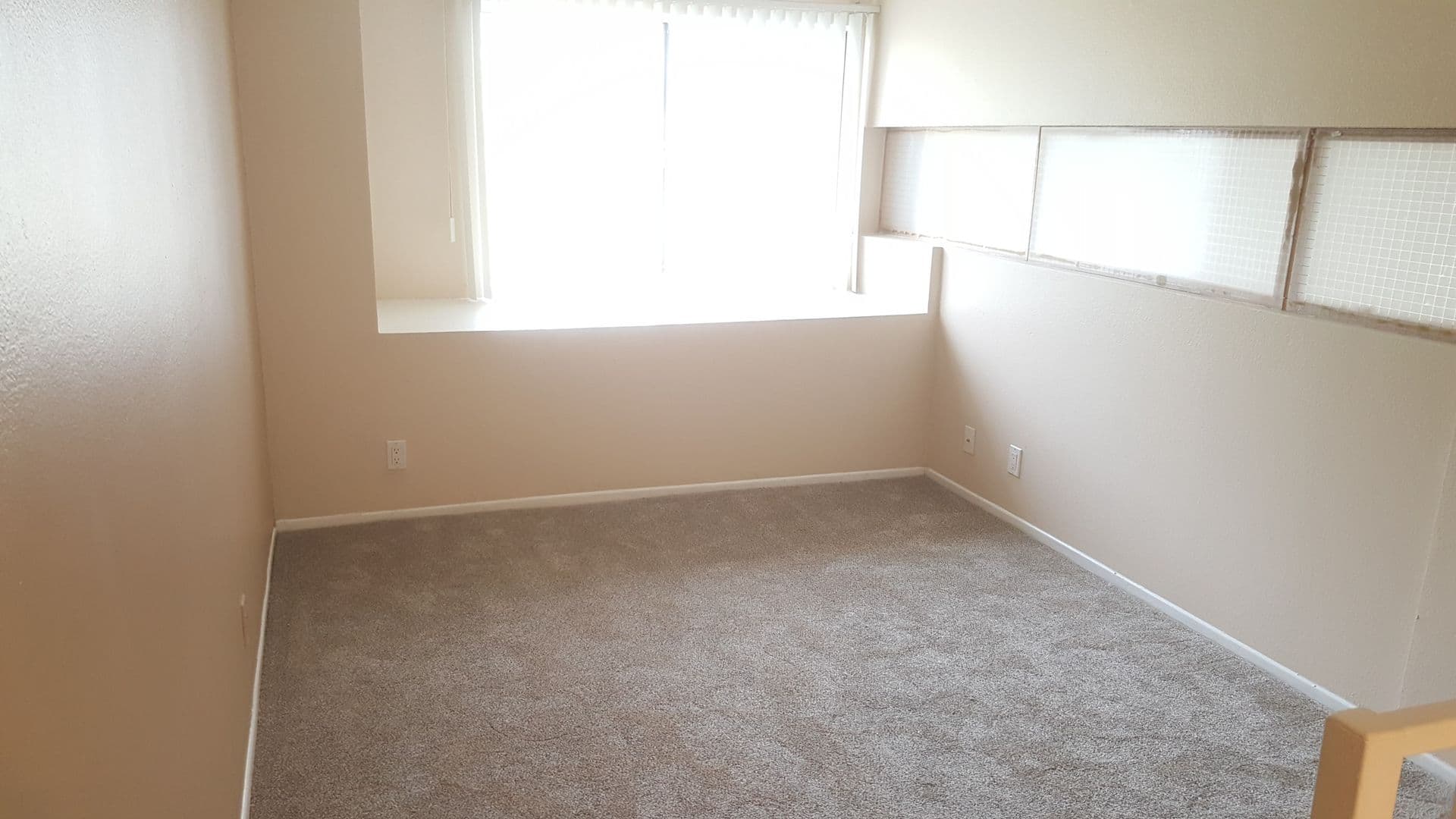 Sunland Apartment: 10500 SHERMAN GROVE AVE