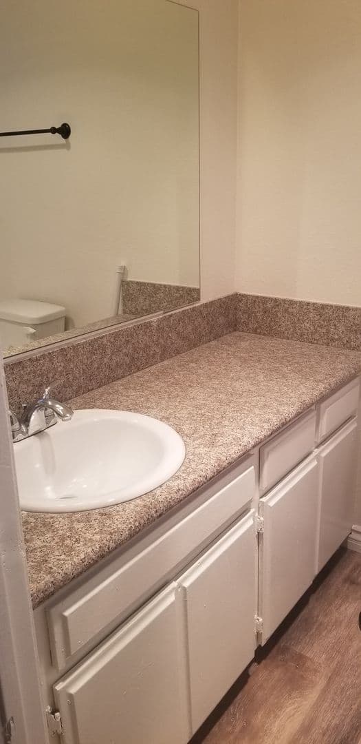 Sunland Apartment: 10500 SHERMAN GROVE AVE