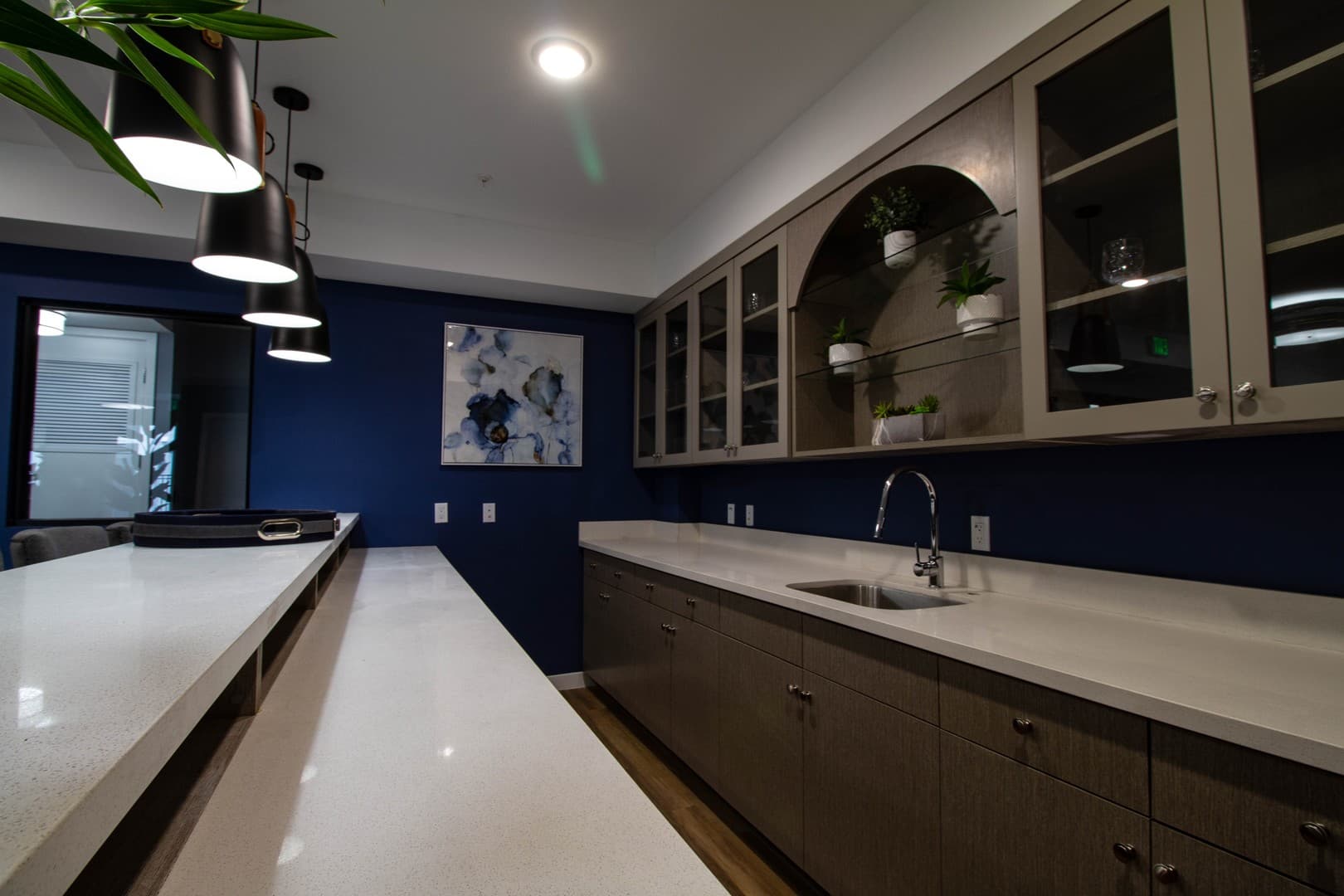 North Hollywood Apartment: 11011 West Otsego Street
