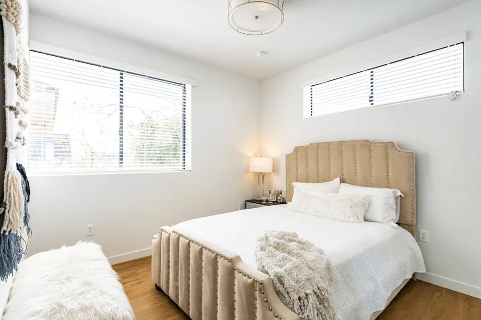 Los Angeles Apartment: 3638 Motor Avenue