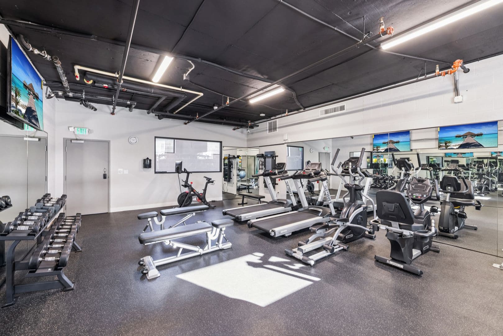 North Hollywood Apartment: 11241 Otsego Street