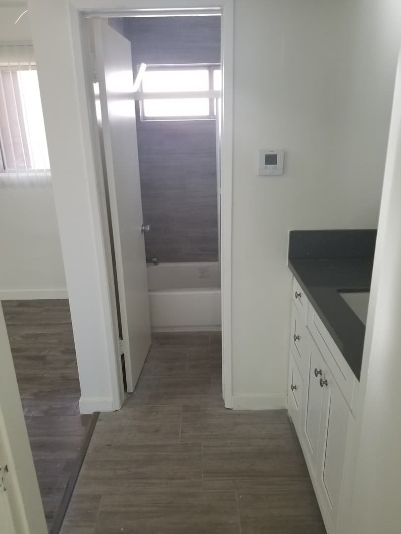 Valley Village Apartment: 12311 Chandler Blvd
