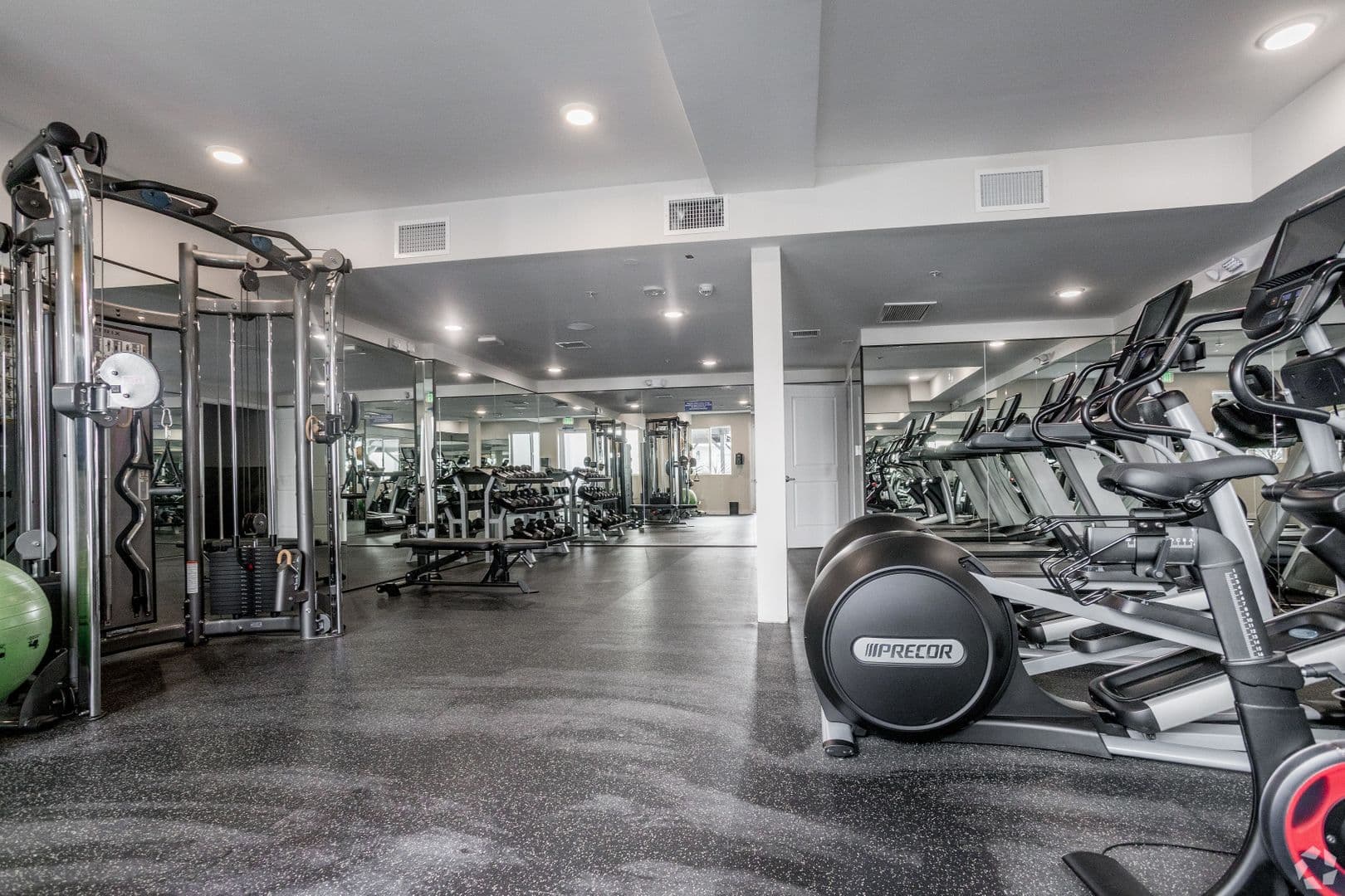 North Hollywood Apartment: 11011 West Otsego Street