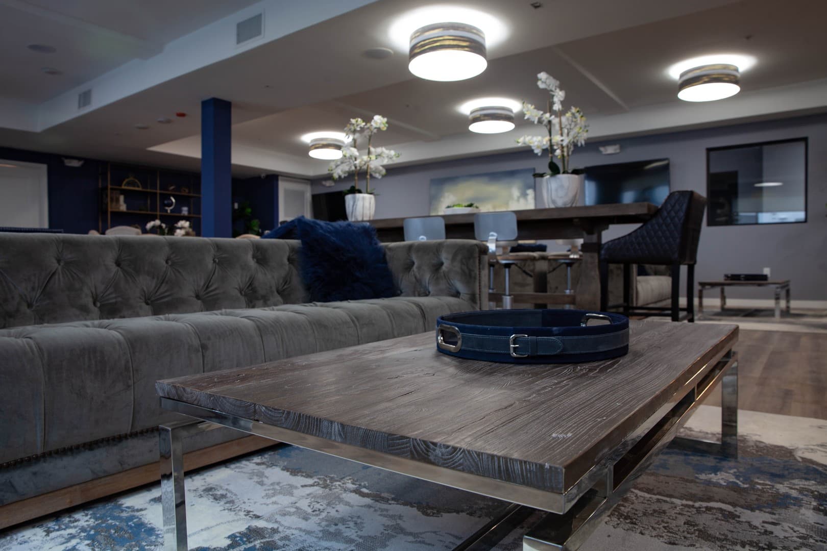 North Hollywood Apartment: 11011 West Otsego Street