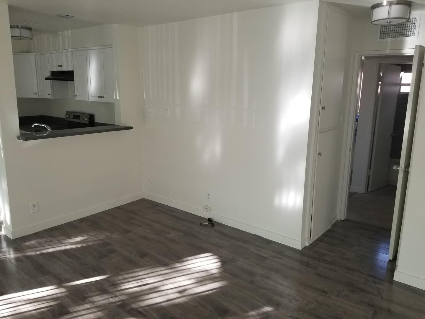 Valley Village Apartment: 12311 Chandler Blvd