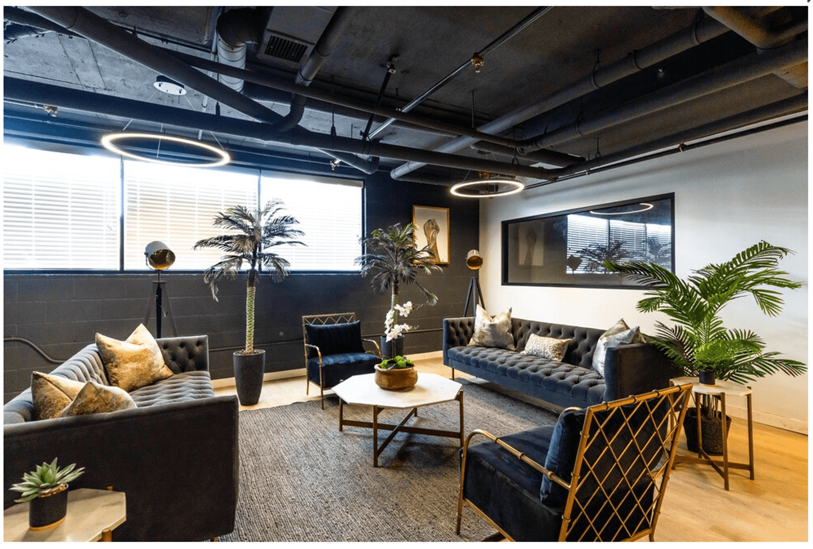 Los Angeles Apartment: 3638 Motor Avenue