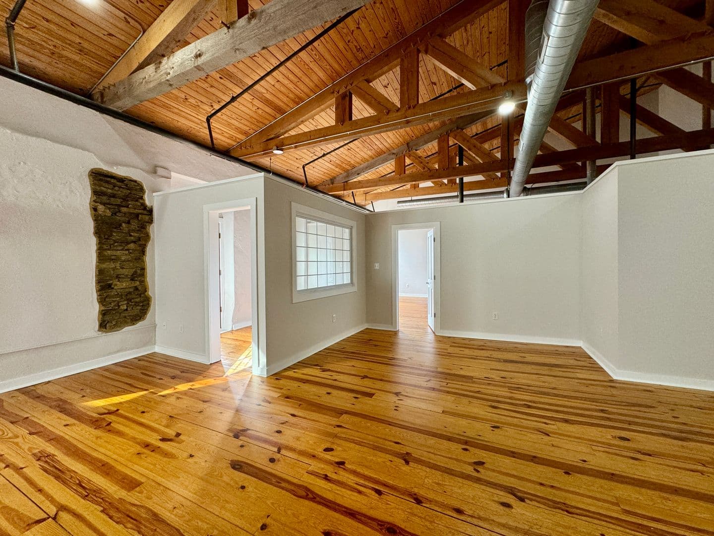 PHILADELPHIA Apartment: 3502 SCOTTS LANE