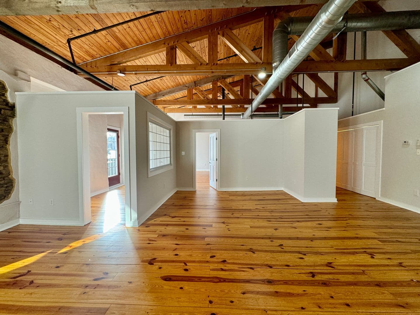 PHILADELPHIA Apartment: 3502 SCOTTS LANE