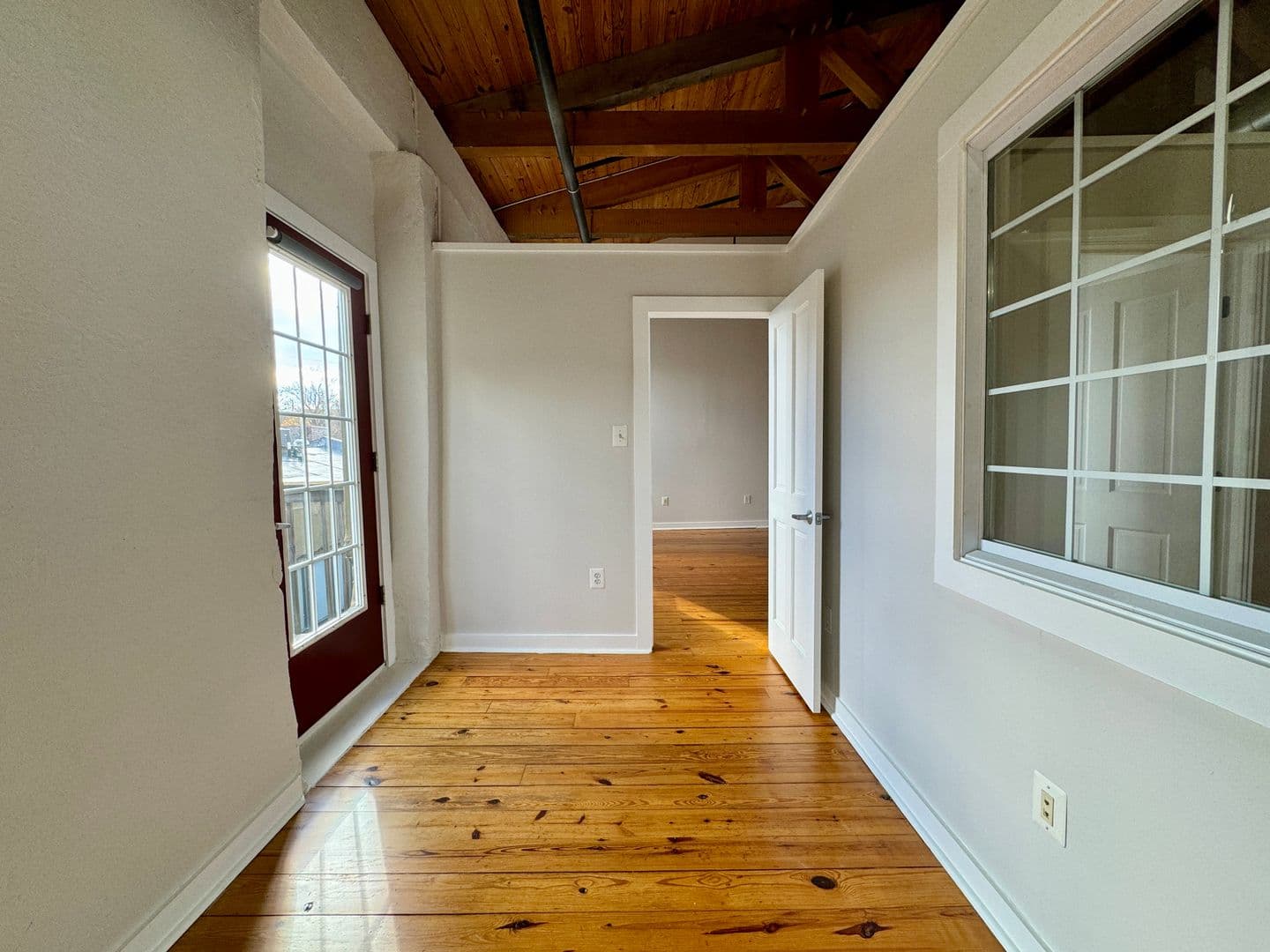 PHILADELPHIA Apartment: 3502 SCOTTS LANE