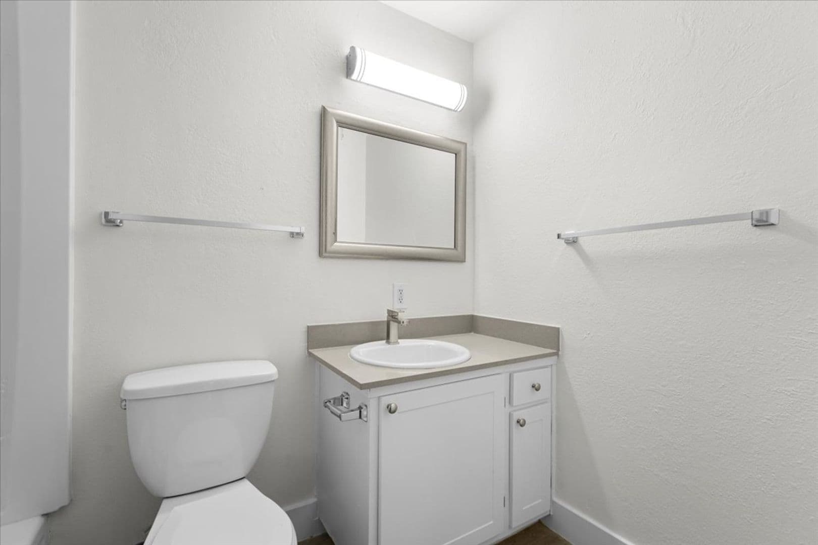 RENO Apartment: 630, 690, 710, 720 ROBINHOOD DRIVE