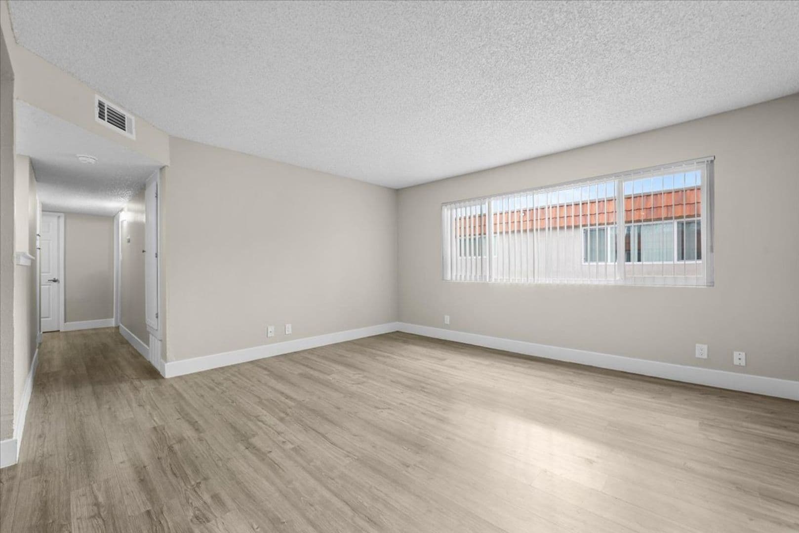 RENO Apartment: 630, 690, 710, 720 ROBINHOOD DRIVE