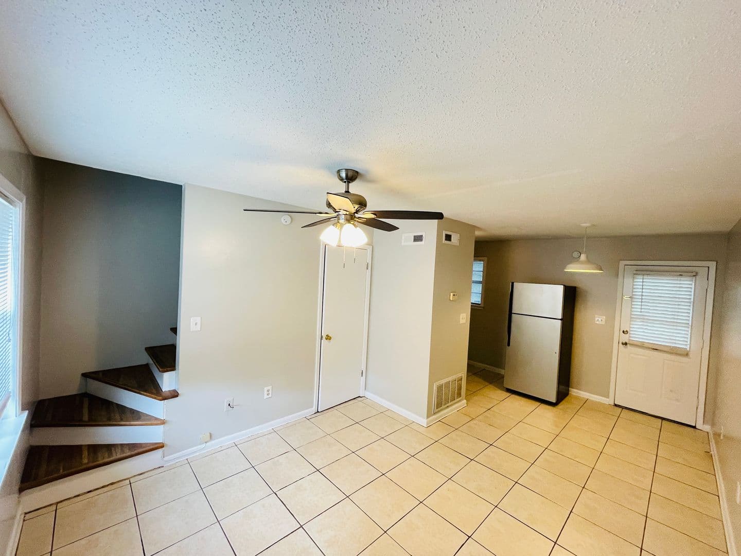 Oxford House: 1307A Access Road
