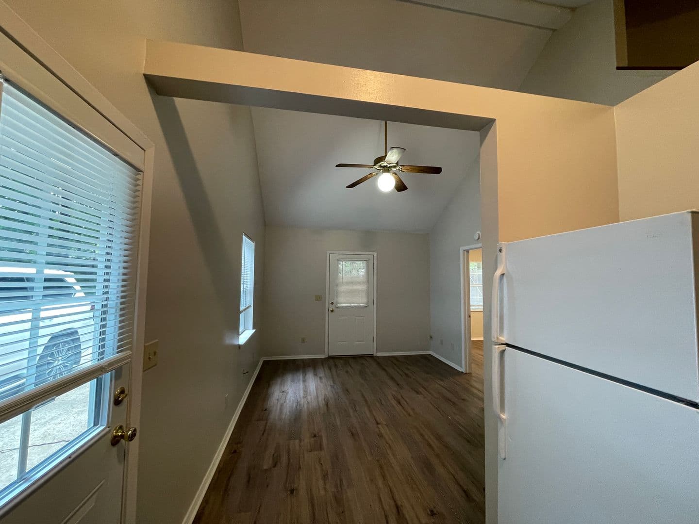 Oxford House: 1311J Access Road