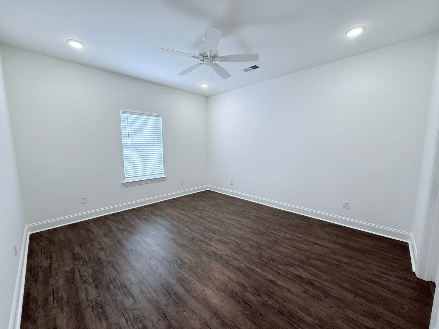 Oxford House: 610 Cottage Grove Circle