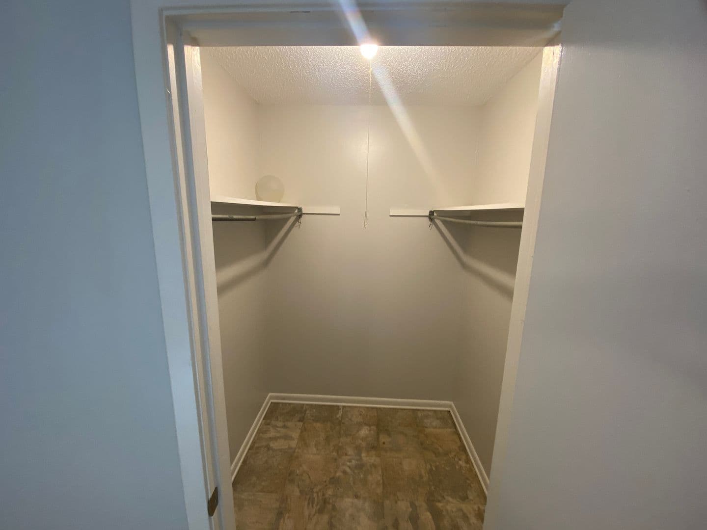 Oxford House: 1311B Access Road