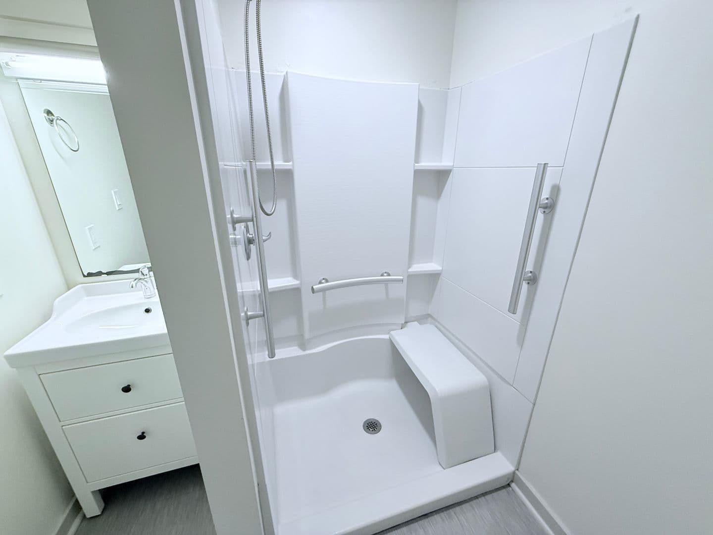 Oxford Apartment: 1304 Elliott Drive
