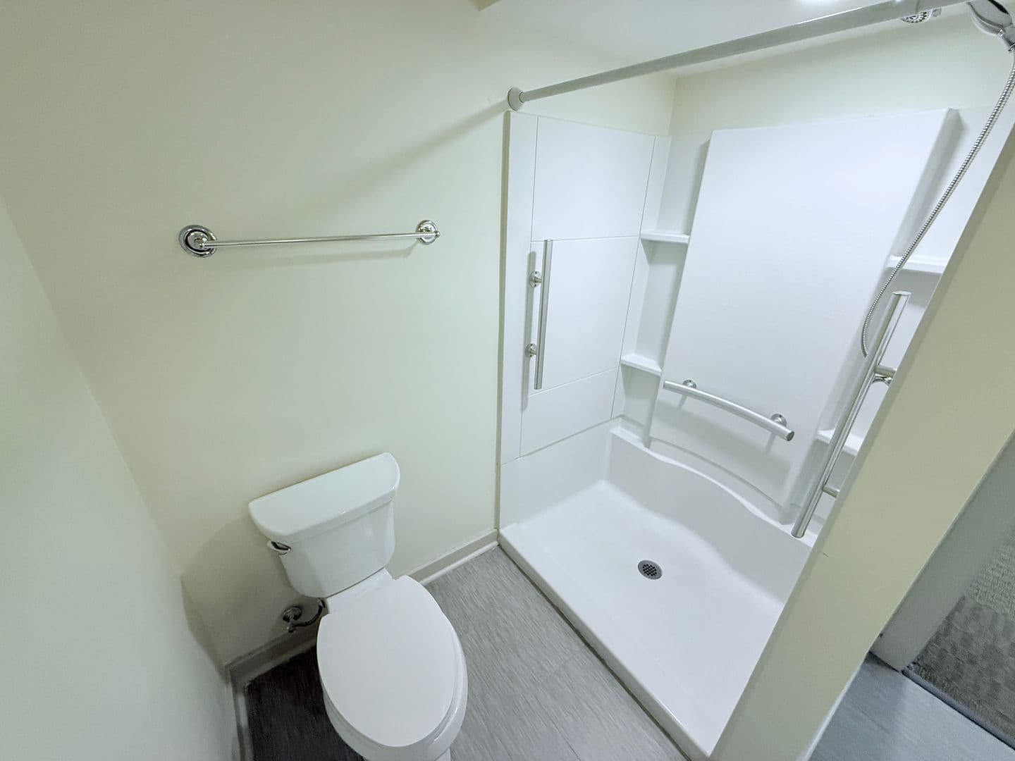 Oxford Apartment: 1304 Elliott Drive