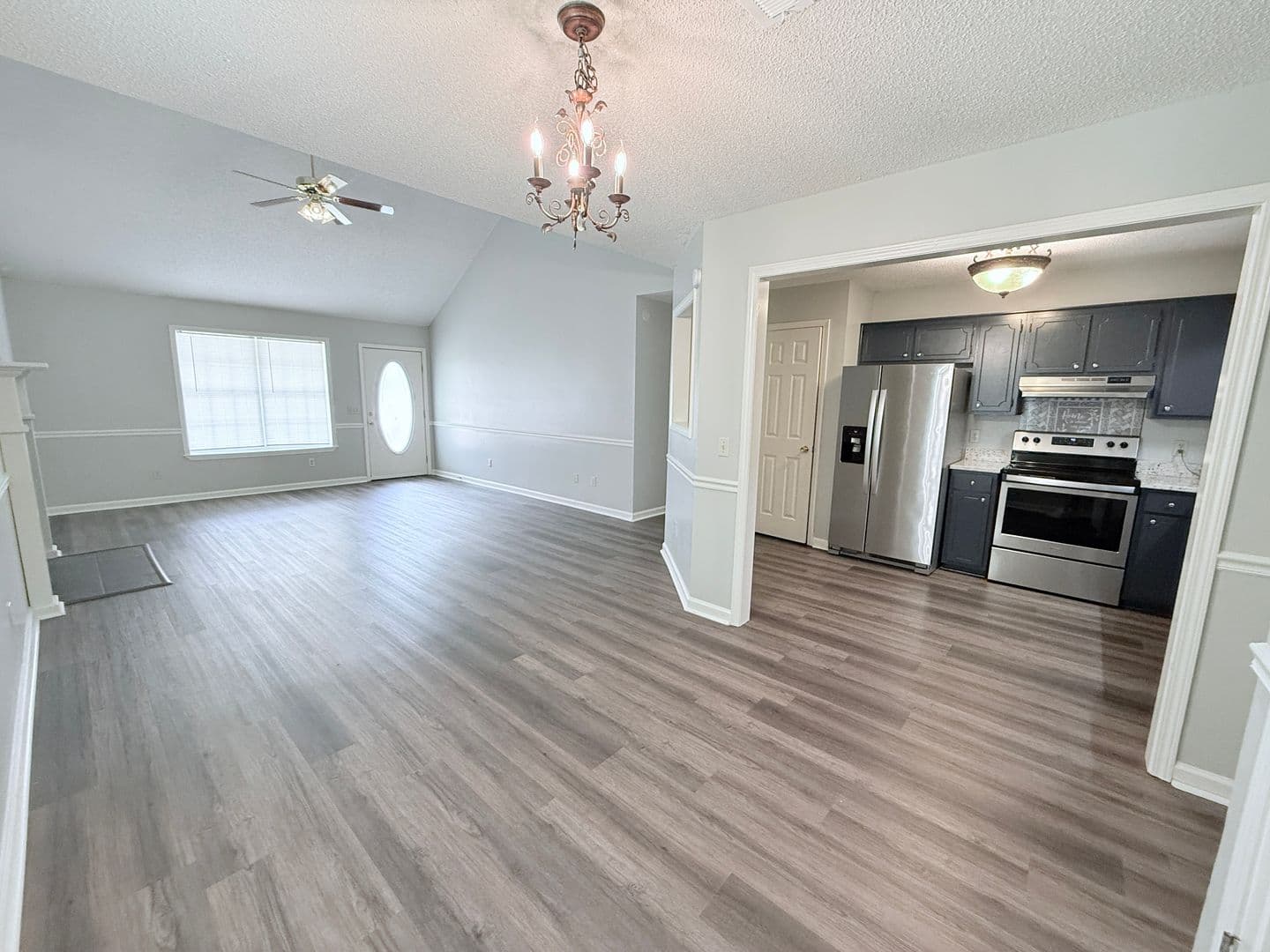 Oxford House: 1006 Creekside Place
