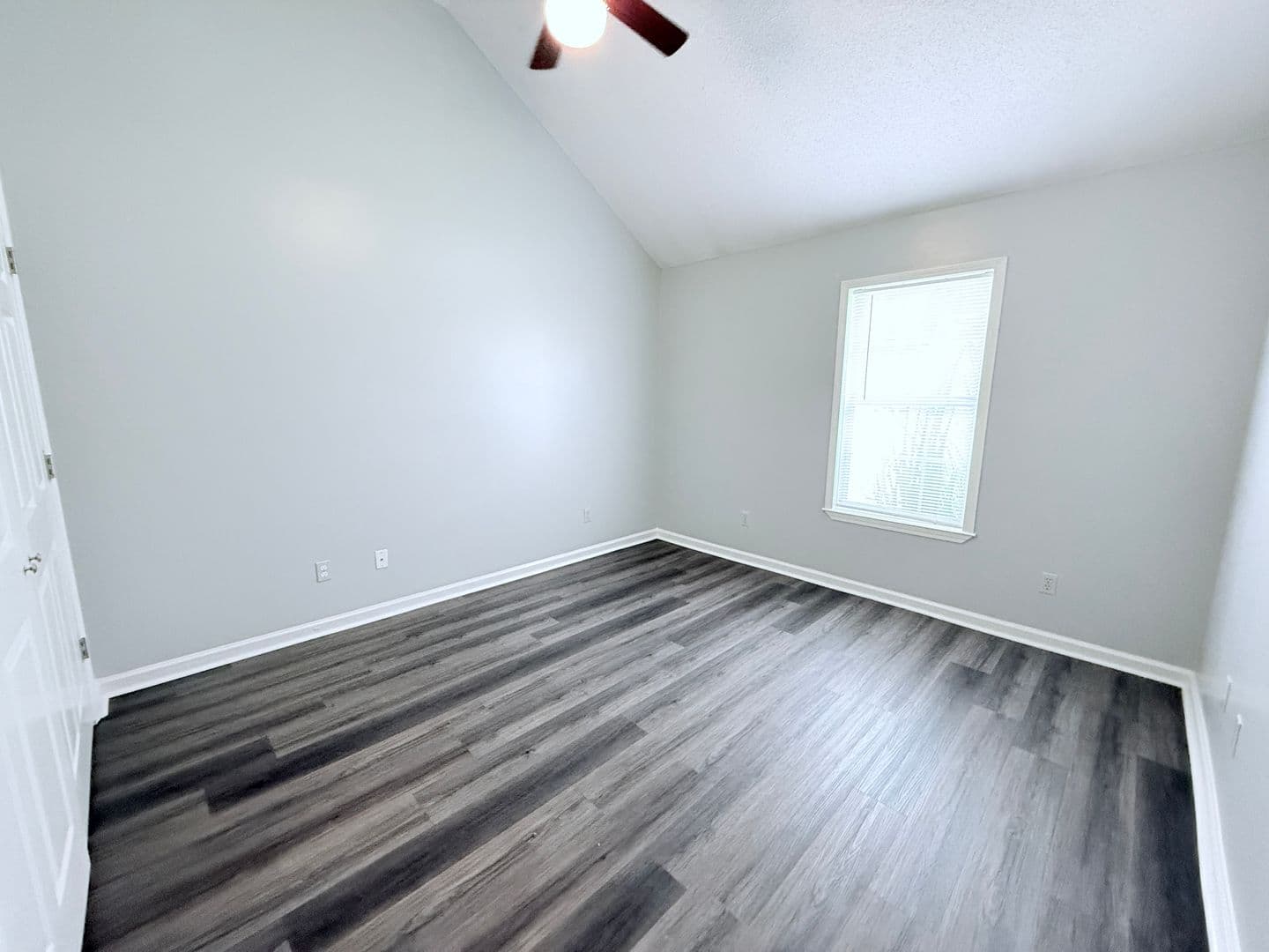 Oxford House: 1006 Creekside Place