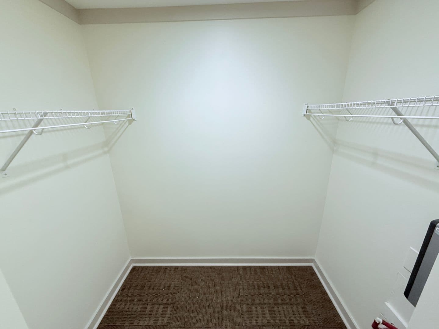 Oxford Apartment: 1304 Elliott Drive