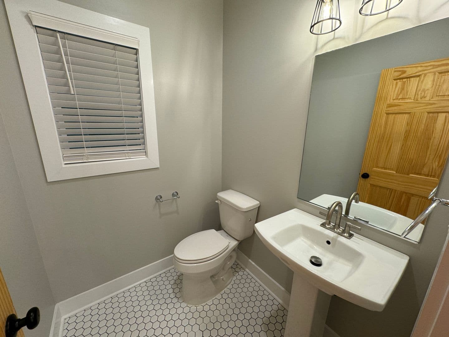 Oxford House: 23 Aspen Loop