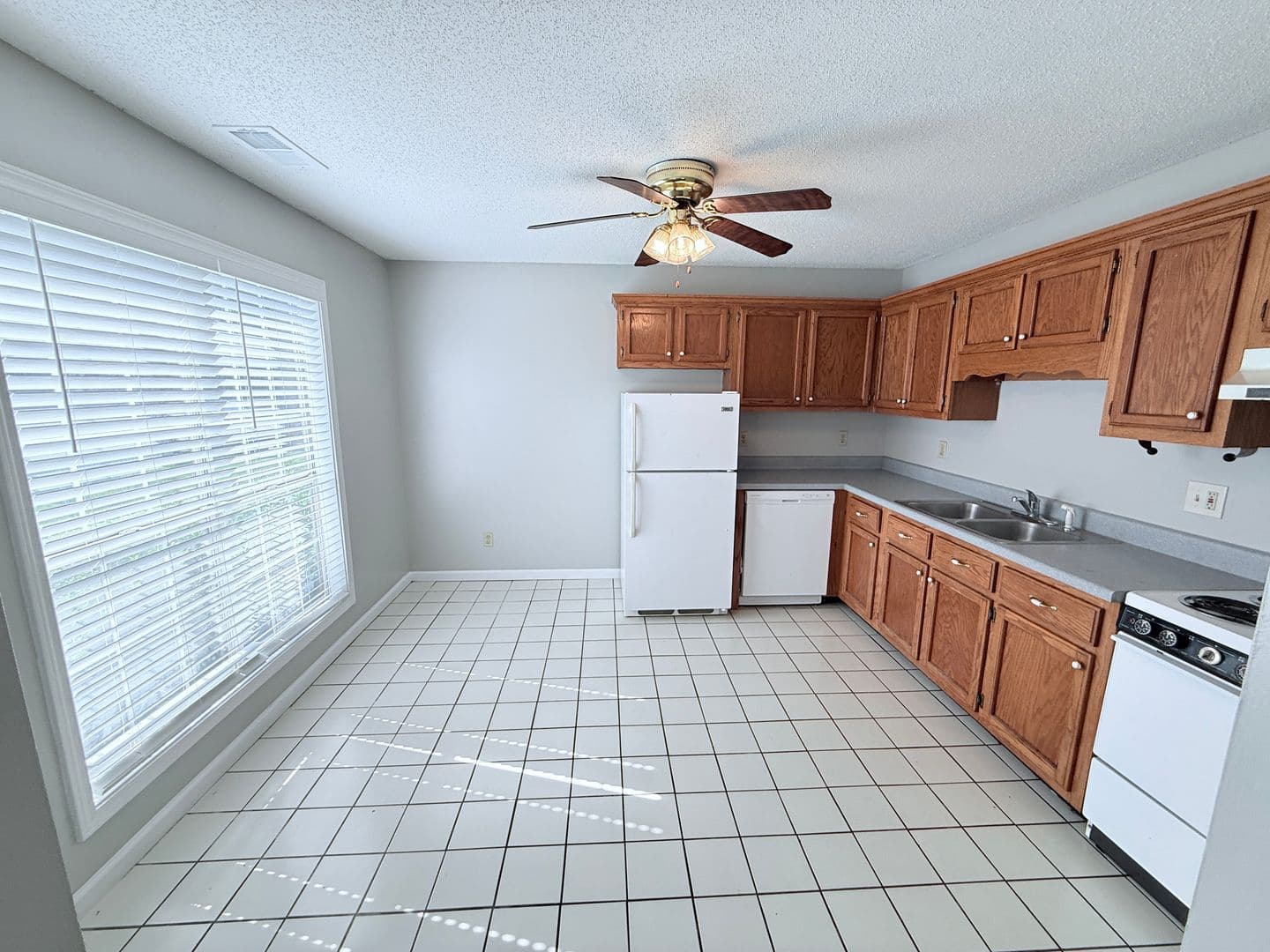 Oxford Apartment: Anchorage Road