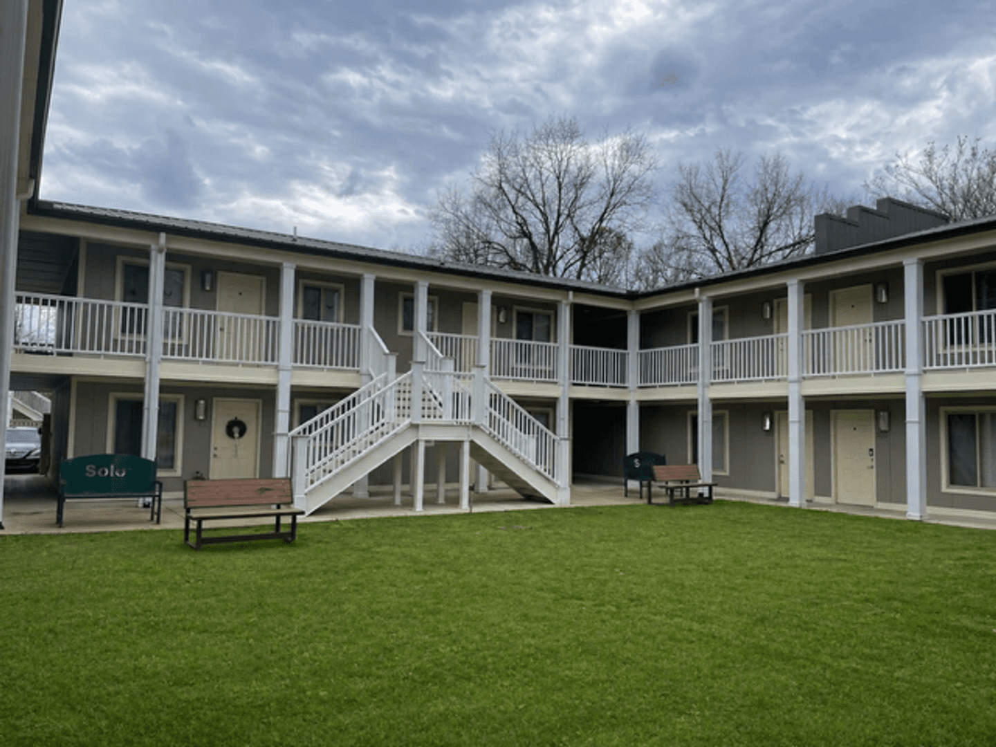 Oxford Apartment: 1304 Elliott Drive
