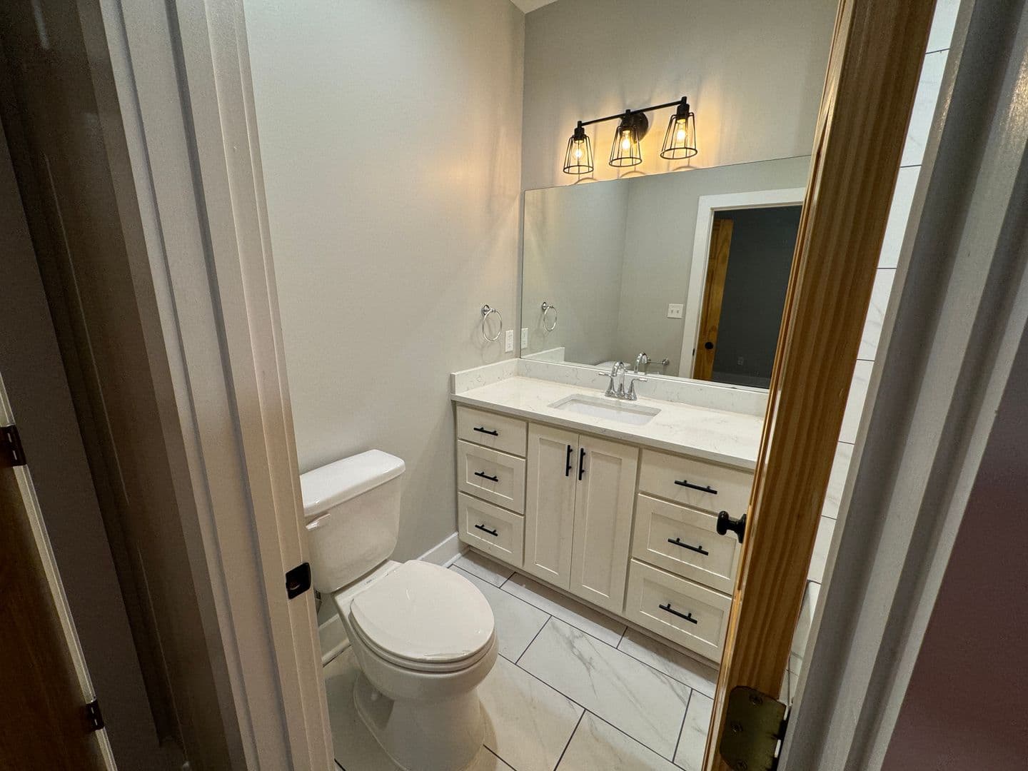Oxford House: 35 Breckenridge Cove