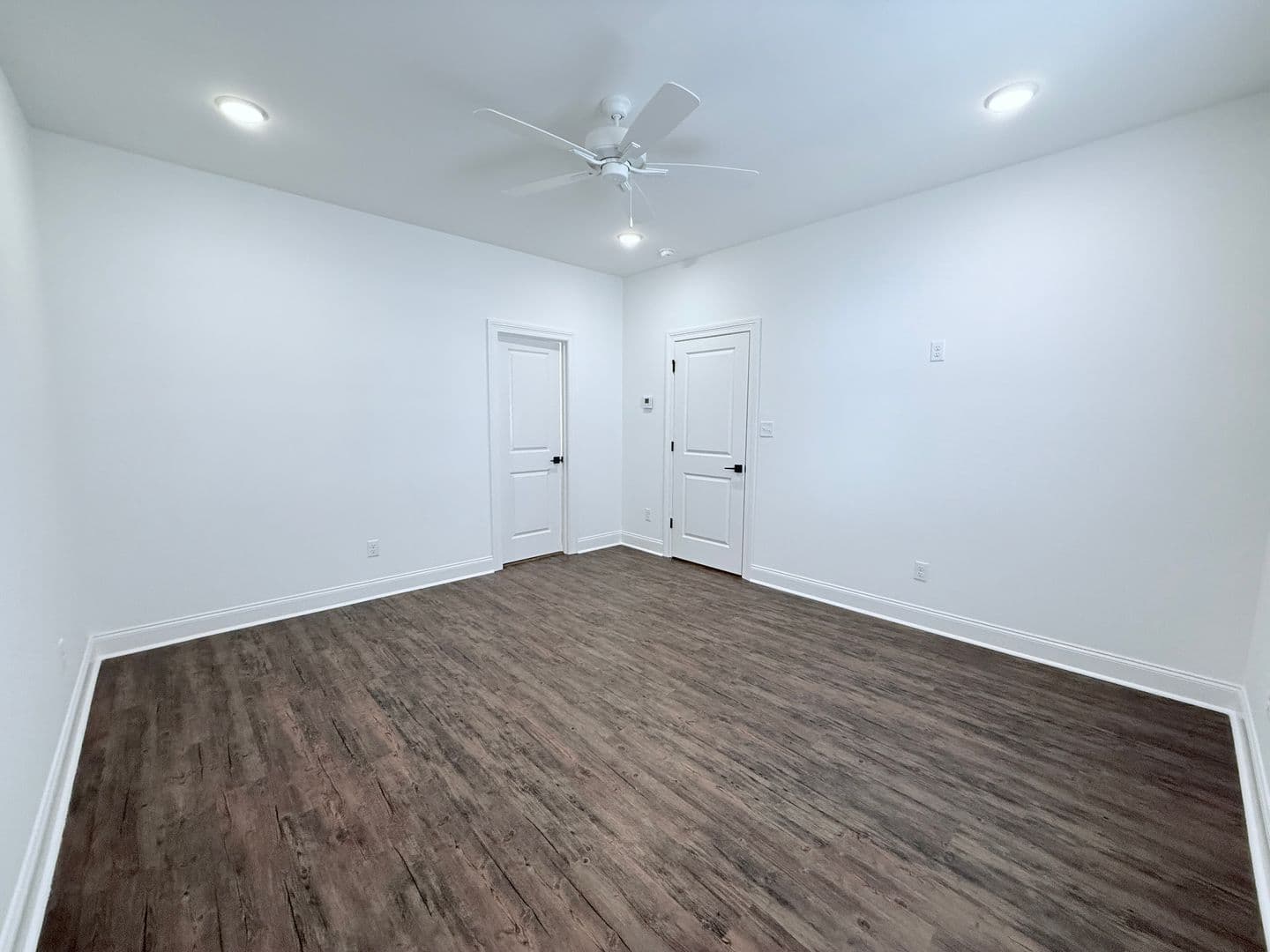 Oxford House: 610 Cottage Grove Circle