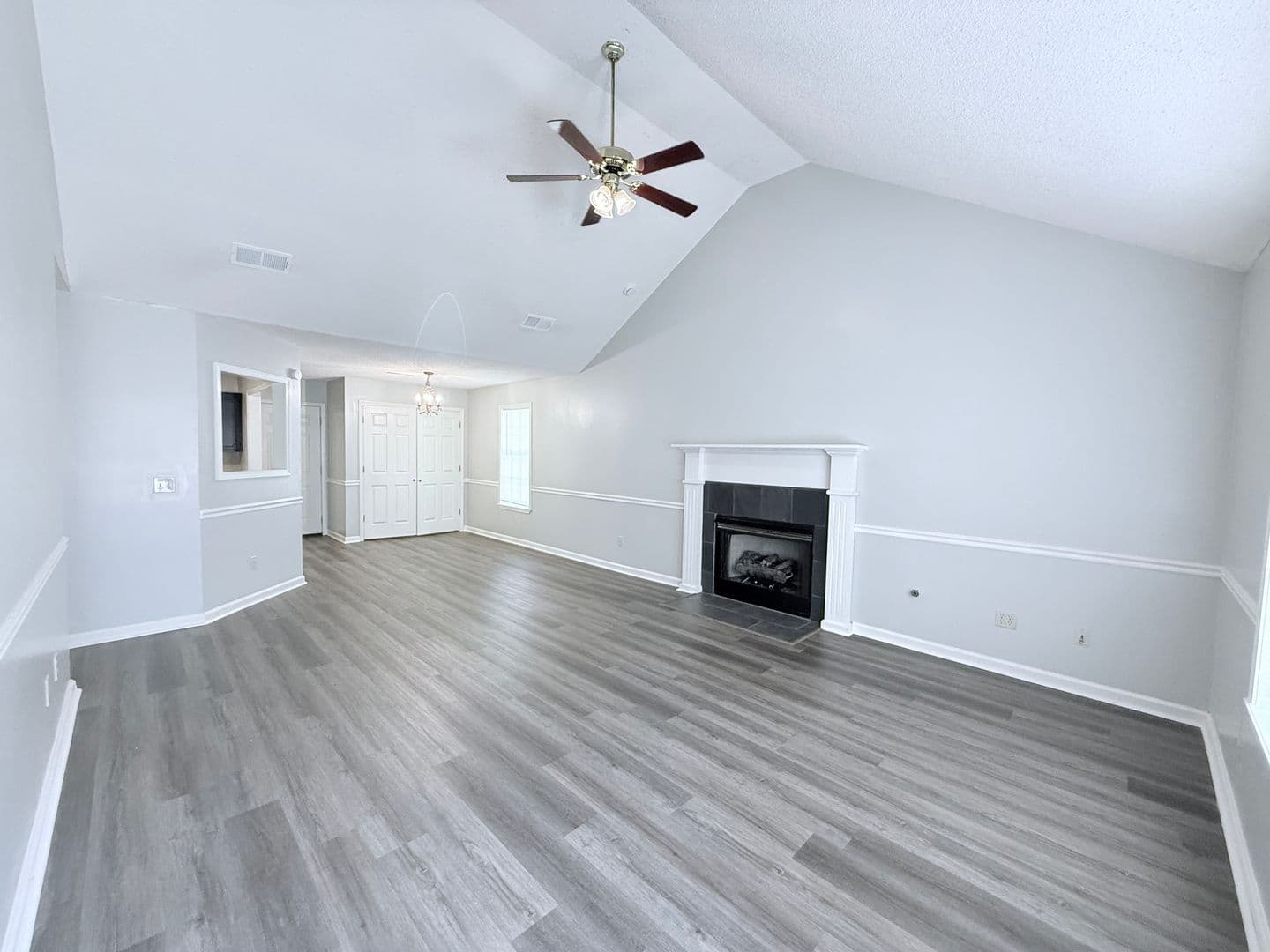 Oxford House: 1006 Creekside Place